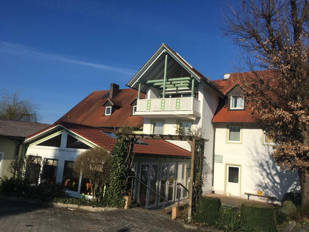 Gasthof Lindenwirt Денкендорф Экстерьер фото